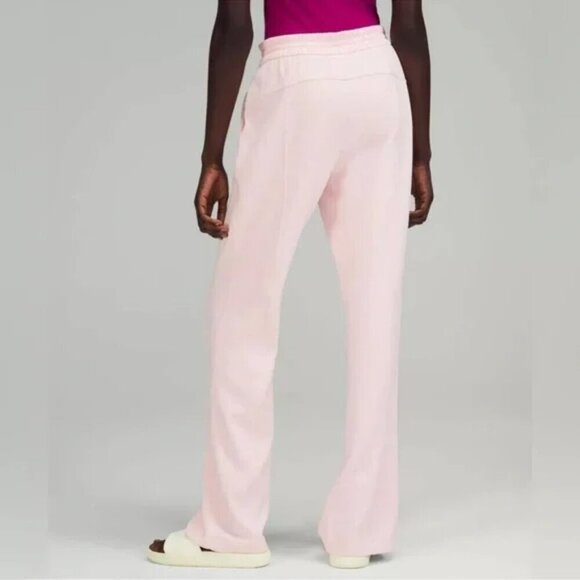 Lululemon Softstreme High-Rise Straight Leg Pant Strawberry Milkshake Size 4 - Picture 2 of 7